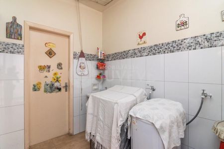 1_photo/94dce4178f.bab3a5a88d302860-ATLAS-a3413a6d-fa23-46d5-9ed5-cc5a2d8c25d9.jpg de apartamento à venda com 4 quartos, 150m² em Alto da Glória, Curitiba