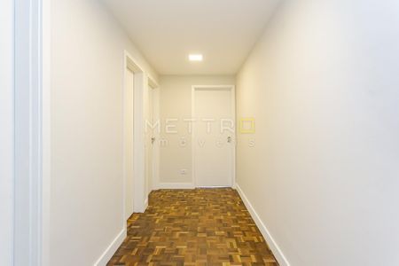 13_photo/94dce417f7.544451f746e4e87d-ATLAS-8c2b9de3-6d68-424a-a0af-6da45a7220a3.jpg de apartamento à venda com 3 quartos, 101m² em Alto da Glória, Curitiba