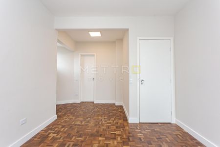 15_photo/94dce417f7.544451f746e4e87d-ATLAS-ae2111f4-a749-4fc2-9bd0-71eae19e6d8f.jpg de apartamento à venda com 3 quartos, 101m² em Alto da Glória, Curitiba