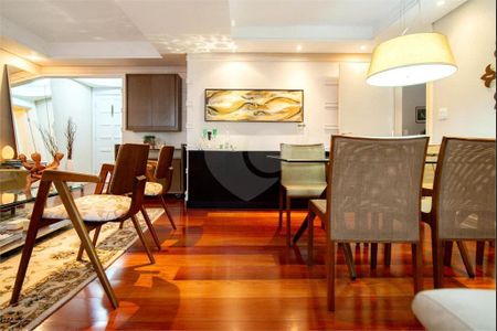 30_photo/94dce4180f.0f81dd1a9a4f6ffb-ATLAS-c3ea0f31-12ca-497d-8643-7f06d45c4e96.jpg de apartamento à venda com 4 quartos, 159m² em Alto da Glória, Curitiba