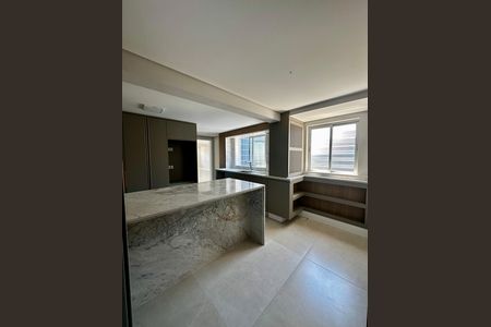 12_photo/94dce41811.a09f5c825cd18e29-ATLAS-dd54d98e-3b34-4ccb-b736-13d0b2eaa40a.jpg de apartamento à venda com 3 quartos, 300m² em Alto da Glória, Curitiba