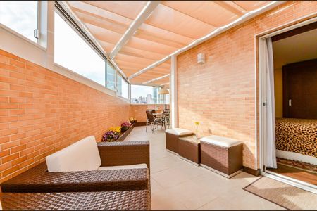 8_photo/94dce4183d.bfa63fc0c6fa1324-ATLAS-aa7fb8f5-9101-4b86-b4fc-00afa9566b2a.jpg de apartamento à venda com 2 quartos, 137m² em Centro Cívico, Curitiba