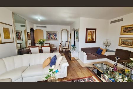 4_photo/94dce41849.413b54f4bf74f905-ATLAS-06c9bebe-9d74-4b9b-8e84-263a3a9f8d36.jpg de apartamento à venda com 4 quartos, 241m² em Centro Cívico, Curitiba