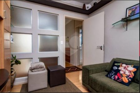 25_photo/94dce4187b.35cb2562ae28c182-ATLAS-cff91a87-276e-49d8-b77f-8759f123740b.jpg de apartamento à venda com 4 quartos, 159m² em Alto da Glória, Curitiba