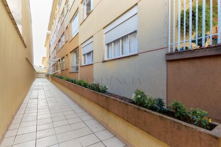 8_photo/94dce418b3.61df383ebc62b81a-ATLAS-4db04a96-177c-47b6-9e52-e3655fa99e66.jpg de apartamento para alugar com 3 quartos, 109m² em Centro Cívico, Curitiba