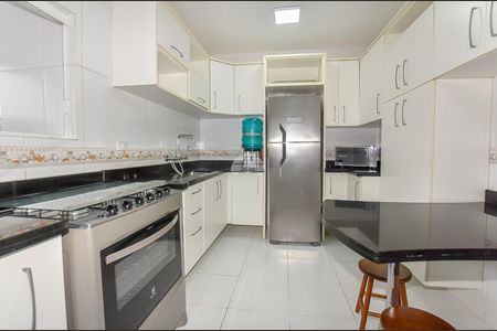 21_photo/94dce41901.abaef905391f8daa-ATLAS-e99a5bd0-06e4-4b30-ad63-112c9f8bd01b.jpg de apartamento à venda com 3 quartos, 171m² em Alto da Glória, Curitiba