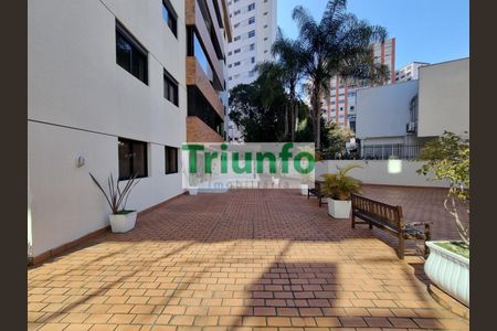 2_photo/94dce419a7.12bf89247ab0a65d-ATLAS-e22037ab-6287-400c-9f74-ccda4f0ef3df.jpg de apartamento à venda com 3 quartos, 114m² em Centro Cívico, Curitiba