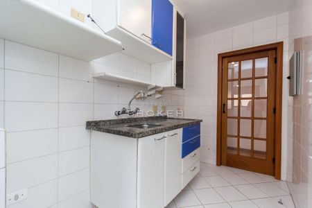 2_photo/94dce419e9.0195549cbc96bed6-ATLAS-13bbefde-dea1-49ce-be90-cb91c89d10dc.jpg de apartamento à venda com 1 quarto, 44m² em Centro Cívico, Curitiba