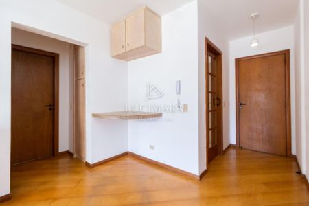 4_photo/94dce419e9.0195549cbc96bed6-ATLAS-1e742e33-112d-4cfc-b061-c5a309c28b2f.jpg de apartamento à venda com 1 quarto, 44m² em Centro Cívico, Curitiba