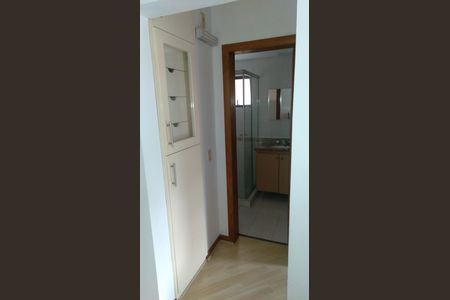 25_photo/94dce419f3.ff4d21d8aa80b750-ATLAS-b24e97ab-18e2-4642-9734-fa046528bf64.jpg de apartamento para alugar com 1 quarto, 44m² em Centro Cívico, Curitiba