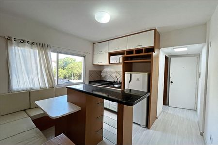 6_photo/94dce41a37.276382f83bf3f6a4-ATLAS-26fe4299-9a8e-4fb6-9f16-efea27476d22.jpg de apartamento para alugar com 0 quarto, 34m² em Centro Cívico, Curitiba