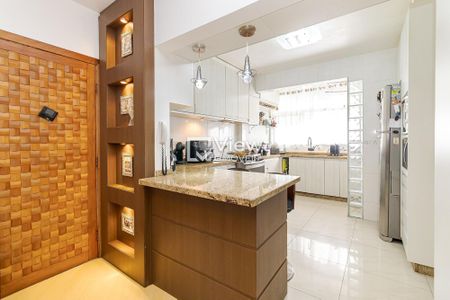 7_photo/94dce41ab3.f14d7a494a64fc38-ATLAS-cc199d3c-a2a6-4558-8761-e984a40ecced.jpg de apartamento à venda com 2 quartos, 61m² em São Francisco, Curitiba