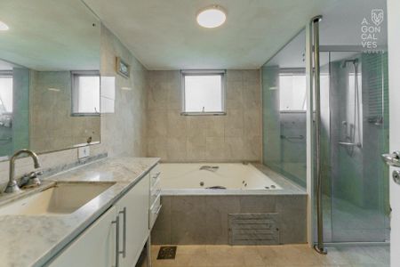 11_photo/94dce41bed.04c11effeb05ef70-ATLAS-32b08007-2aa2-44b1-ae8b-69e3d62ae0c2.jpg de apartamento à venda com 4 quartos, 253m² em Centro Cívico, Curitiba