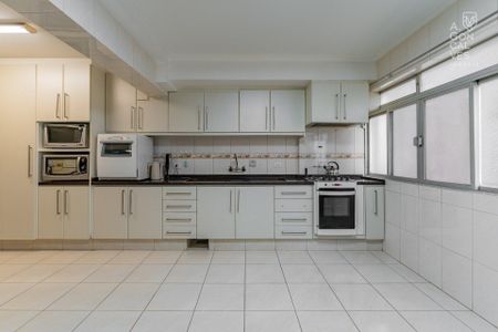 12_photo/94dce41bed.04c11effeb05ef70-ATLAS-3b67b7da-459f-4daf-805e-6fc4e9935775.jpg de apartamento à venda com 4 quartos, 253m² em Centro Cívico, Curitiba