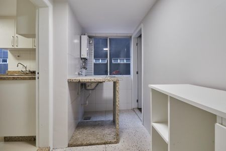 6_photo/94dce41c45.37bcf17ed1f0775c-ATLAS-8839aaa8-e60c-4a37-9181-dac6a38d7095.jpg de apartamento para alugar com 3 quartos, 114m² em Centro Cívico, Curitiba