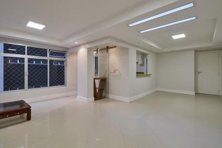 4_photo/94dce41c45.37bcf17ed1f0775c-ATLAS-cab8b1a7-ae2b-4c8e-ad1b-d1aa984d8d75.jpg de apartamento para alugar com 3 quartos, 114m² em Centro Cívico, Curitiba