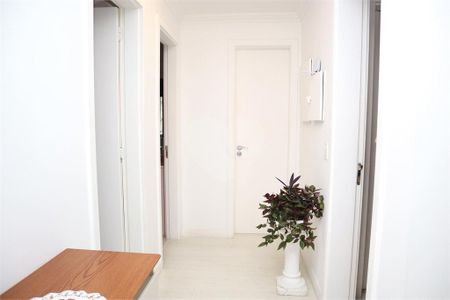 7_photo/94dce4202b.7066937cd636288e-ATLAS-010ad359-02f3-44d2-88e2-8e362a12ccc8.jpg de apartamento à venda com 3 quartos, 61m² em Ahú, Curitiba
