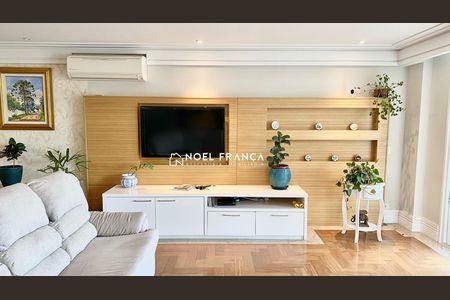 4_photo/94dce4202b.d4cd3ef4a562316a-ATLAS-af2697f5-8a79-41bf-92e4-d01140471237.jpg de apartamento à venda com 3 quartos, 200m² em Ahú, Curitiba