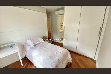 19_photo/94dce4202b.d4cd3ef4a562316a-ATLAS-b44a1bc9-e9e6-41a1-973b-91990db5fa78.jpg de apartamento à venda com 3 quartos, 200m² em Ahú, Curitiba