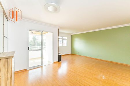 3_photo/94dce420a9.adfe693aa2b53e17-ATLAS-5badb3d7-2960-4190-8da3-d3c2b67e71e8.jpg de apartamento à venda com 3 quartos, 107m² em Ahú, Curitiba