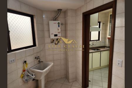 3_photo/94dce4218b.74fc4f3188c28b0f-ATLAS-1e05f094-3ee8-4a90-a0d6-1d2c4e0a77b6.jpg de apartamento à venda com 3 quartos, 89m² em Centro Cívico, Curitiba