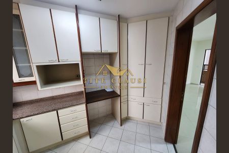 37_photo/94dce4218b.74fc4f3188c28b0f-ATLAS-bc8e40df-7767-4db1-9984-7c8b811a937d.jpg de apartamento à venda com 3 quartos, 89m² em Centro Cívico, Curitiba