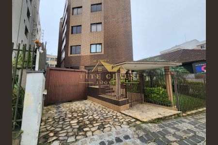 4_photo/94dce4218b.74fc4f3188c28b0f-ATLAS-d73fe93f-1189-4fc8-ba70-5281f2a30ca3.jpg de apartamento à venda com 3 quartos, 89m² em Centro Cívico, Curitiba