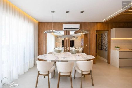 12_photo/94dce42255.9b090d8d223b6e95-ATLAS-2b8a7388-05ab-4ffa-bc27-7706c8634bf7.jpg de apartamento à venda com 3 quartos, 255m² em Juvevê, Curitiba