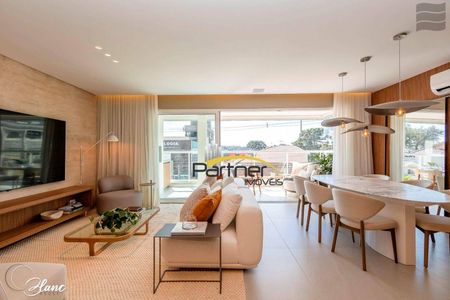 8_photo/94dce42255.ed4a69de0a6fab8c-ATLAS-ae295a47-ba7b-4f3a-85a7-ad869784e1fd.jpg de apartamento à venda com 3 quartos, 200m² em Alto da Glória, Curitiba