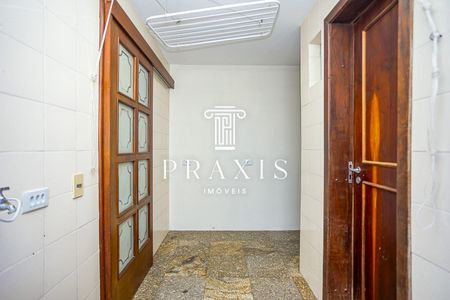 45_photo/94dce42295.8eec7c795d4fae20-ATLAS-e2d14d5b-a300-4f11-88d2-29b9105f4d71.jpg de apartamento à venda com 4 quartos, 143m² em Alto da Glória, Curitiba