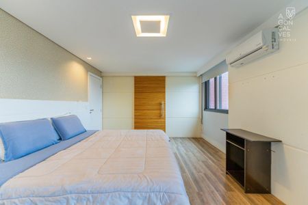 21_photo/94dce422a7.d14dab86eb7733e9-ATLAS-b1b3f432-fe71-4eaf-80e2-7879226cab17.jpg de apartamento à venda com 4 quartos, 275m² em Juvevê, Curitiba