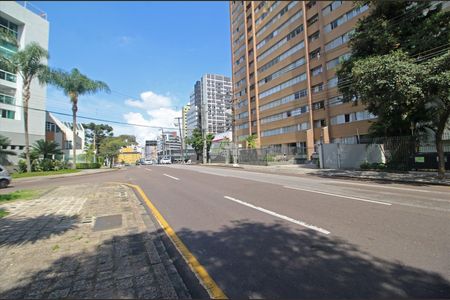 5_photo/94dce422cd.0a8fa016f3c676e8-ATLAS-ac1d7366-015b-47fc-a283-54977a059e1c.jpg de apartamento para alugar com 3 quartos, 130m² em Alto da Glória, Curitiba