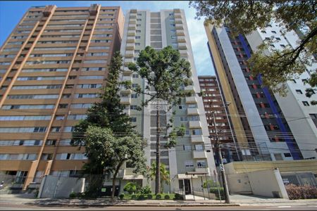 8_photo/94dce422cd.0a8fa016f3c676e8-ATLAS-cd08e4cf-2a3d-43a8-9fc2-3ace0293ee0c.jpg de apartamento para alugar com 3 quartos, 130m² em Alto da Glória, Curitiba