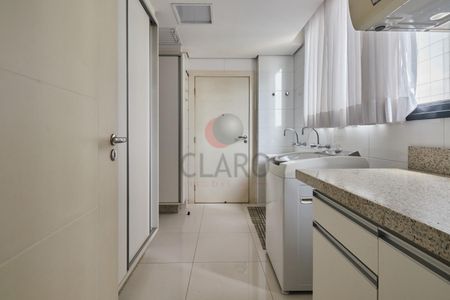 2_photo/94dce422ef.65fe98607cde05b7-ATLAS-17a7b0dc-93a2-4608-a9c5-7d9d79ad5e9a.jpg de apartamento à venda com 3 quartos, 254m² em Alto da Glória, Curitiba