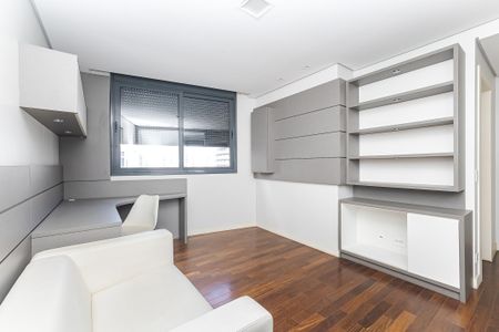 11_photo/94dce422f3.7e2ea02b9085bf9d-ATLAS-55be8f78-6732-432c-8d49-8295b4f9d038.jpg de apartamento à venda com 0 quarto, 253m² em Alto da Glória, Curitiba