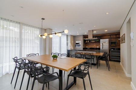 8_photo/94dce422f5.d5a0f355ba531730-ATLAS-4aa9cecb-d72c-4586-bcb6-9bf41165bcb4.jpg de apartamento à venda com 1 quarto, 13m² em Alto da Glória, Curitiba