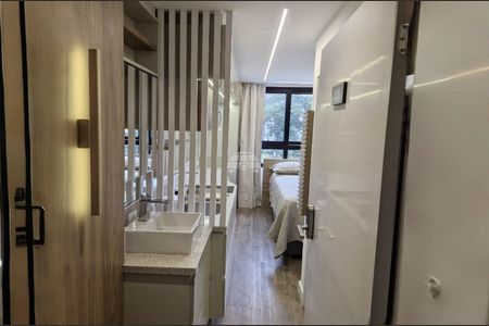 6_photo/94dce422f5.e6f1aeb7cb7753a1-ATLAS-bbc92199-39a2-41d8-a357-4fd8250283ba.jpg de kitnet/studio para alugar com 1 quarto, 13m² em Alto da Glória, Curitiba