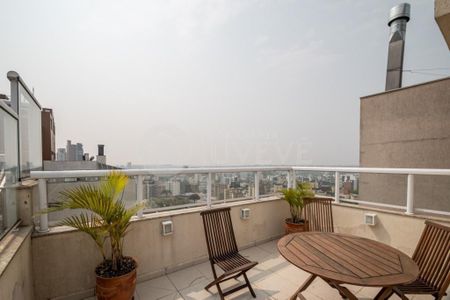 5_photo/94dce42315.f6ee4f8dca2fb9c7-ATLAS-e8f5f585-0283-4bae-bfc9-2e82c3d1bc2b.jpg de apartamento para alugar com 1 quarto, 26m² em Alto da Glória, Curitiba