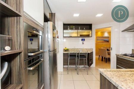 10_photo/94dce42331.97c0bc9192ca9091-ATLAS-8a0c9c56-27aa-4d80-add4-b0bb6c8ca5d7.jpg de apartamento para alugar com 3 quartos, 150m² em Alto da Glória, Curitiba