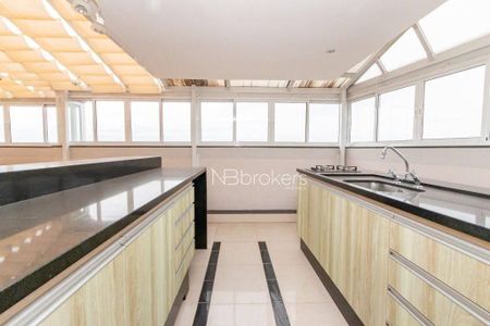 8_photo/94dce4236d.c2ab086310b5e3d8-ATLAS-24241eb8-e2cb-4015-9a6a-52899a11b6ad.jpg de apartamento à venda com 4 quartos, 360m² em Juvevê, Curitiba