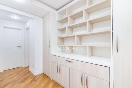 7_photo/94dce4236d.c2ab086310b5e3d8-ATLAS-2fb2a646-5cca-47f4-bdee-187b6ff79f9d.jpg de apartamento à venda com 4 quartos, 360m² em Juvevê, Curitiba