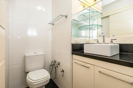 43_photo/94dce423ab.82dfd85ef928e01e-ATLAS-0e188bca-96bd-4248-ae89-23ec71b8446c.jpg de apartamento à venda com 4 quartos, 180m² em Alto da Glória, Curitiba