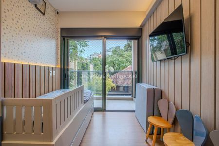 31_photo/94dce423c5.a0422c9b6a1cec59-ATLAS-62375fbf-e11c-418c-a764-27ac091fe1e3.jpg de apartamento à venda com 3 quartos, 150m² em Juvevê, Curitiba