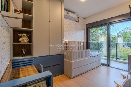 8_photo/94dce423c5.a0422c9b6a1cec59-ATLAS-84ce9946-e4d9-4a81-916e-8c9c1130d8ad.jpg de apartamento à venda com 3 quartos, 150m² em Juvevê, Curitiba