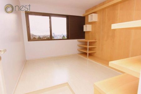 5_photo/94dce4241f.cdf9fb71d5955831-ATLAS-19b0ce87-26cc-45c5-9bba-68f28fac8e7c.jpg de apartamento para alugar com 4 quartos, 250m² em Juvevê, Curitiba