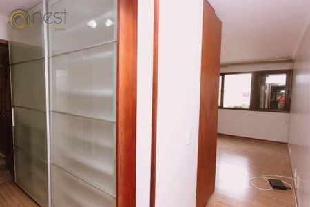 2_photo/94dce4241f.cdf9fb71d5955831-ATLAS-e438ea8b-b44c-445c-9aef-4504f0a94357.jpg de apartamento para alugar com 4 quartos, 250m² em Juvevê, Curitiba