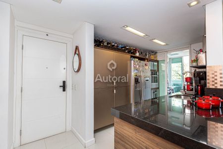 12_photo/94dce424b7.7187af8062df0479-ATLAS-9f69bf15-7f6f-4e72-8b2b-805d6b7457e4.jpg de apartamento à venda com 3 quartos, 96m² em Juvevê, Curitiba