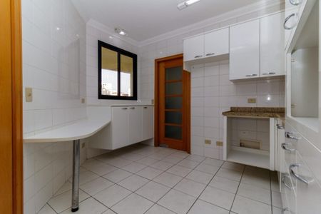 15_photo/94dce424e3.0176ad22bcbf6d3f-ATLAS-c8f3b8d0-334d-456e-940e-3e781fc46b03.jpg de apartamento para alugar com 3 quartos, 135m² em Juvevê, Curitiba