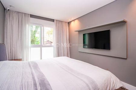 16_photo/94dce424f1.31b814cc611d1a2f-ATLAS-345d3231-07ce-4cfd-9384-e4aaa2b57759.jpg de apartamento à venda com 4 quartos, 200m² em Alto da Glória, Curitiba