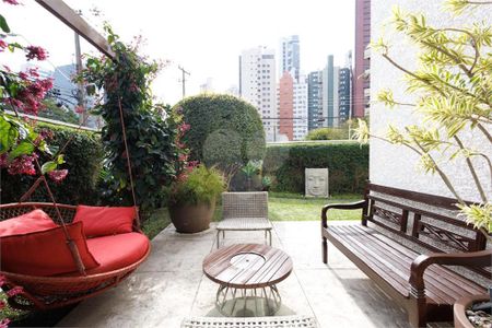 7_photo/94dce424f1.cda01c5f2bf1a0d1-ATLAS-7f9fe3d0-fe55-4f4d-8d42-a15171c6c280.jpg de apartamento à venda com 3 quartos, 184m² em Alto da Glória, Curitiba